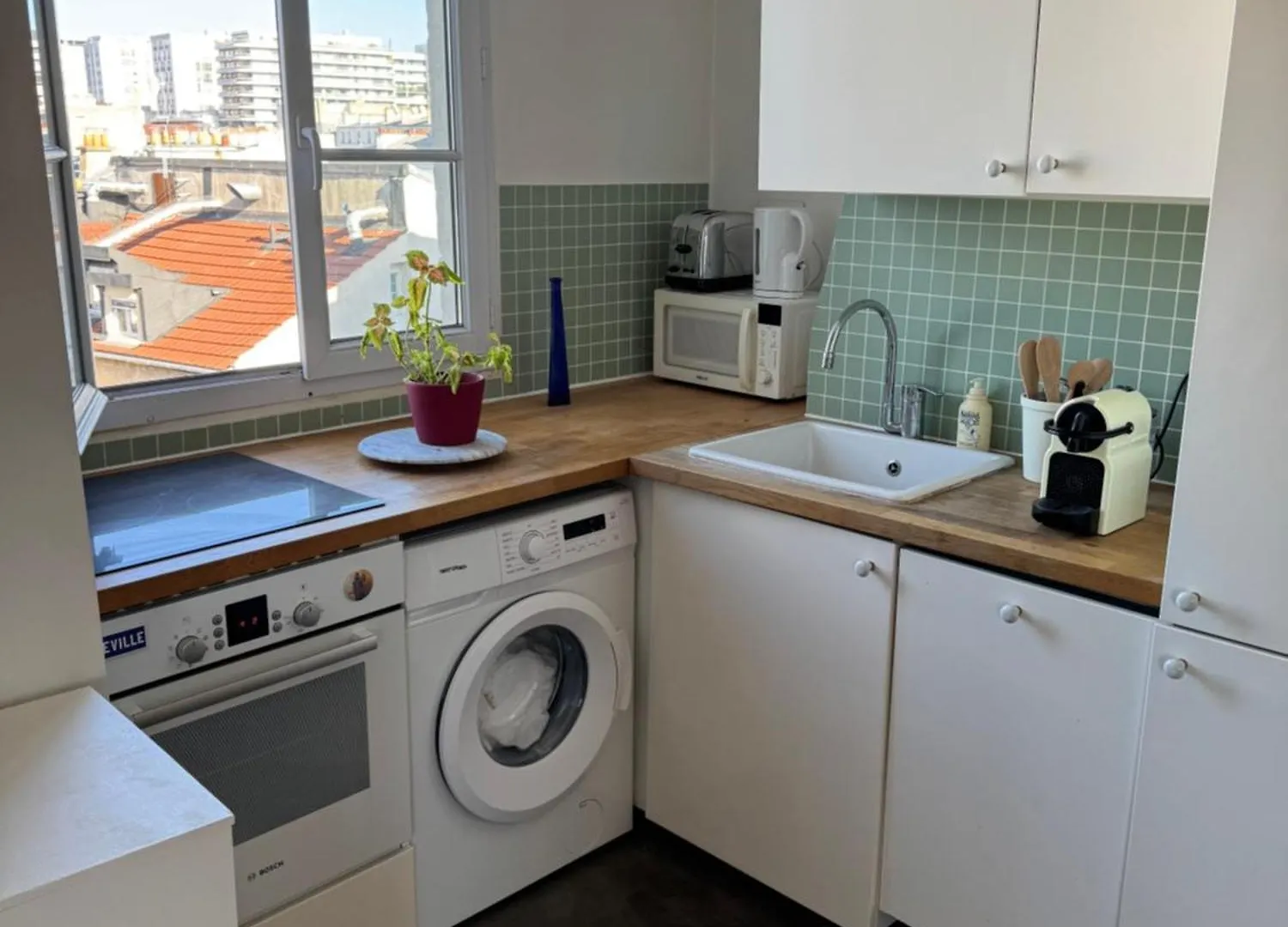 Quiet & Bright Apartment Parijs 0*,